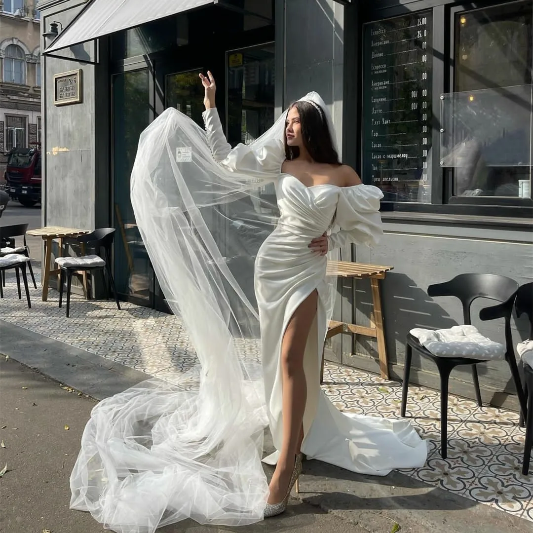 13327#Bohemian Mermaid Wedding Dresses Open Back Puffy Sleeve Strapless Pleated Satin Slit Sexy Sweep Train Wedding Bridal Gown
13327#Bohemian Mermaid Wedding Dresses Open Back Puffy Sleeve Strapless Pleated Satin Slit Sexy Sweep Train Wedding Bridal Gown