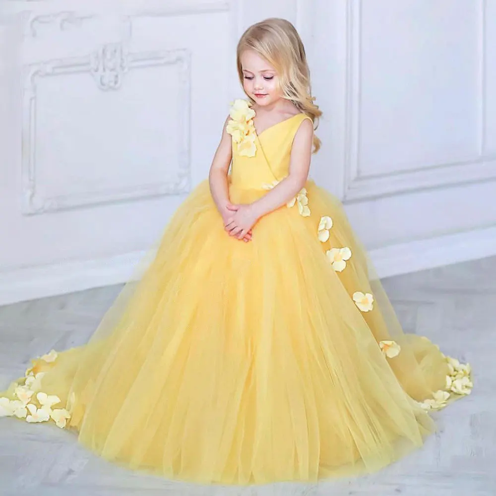 Tulle Yellow Puffy Flower Girl Dress Cute Girl Birthday Dress Shiny Girl Wedding Party Dress Girls Dress First Communion Dress
Tulle Yellow Puffy Flower Girl Dress Cute Girl Birthday Dress Shiny Girl Wedding Party Dress Girls Dress First Communion Dress