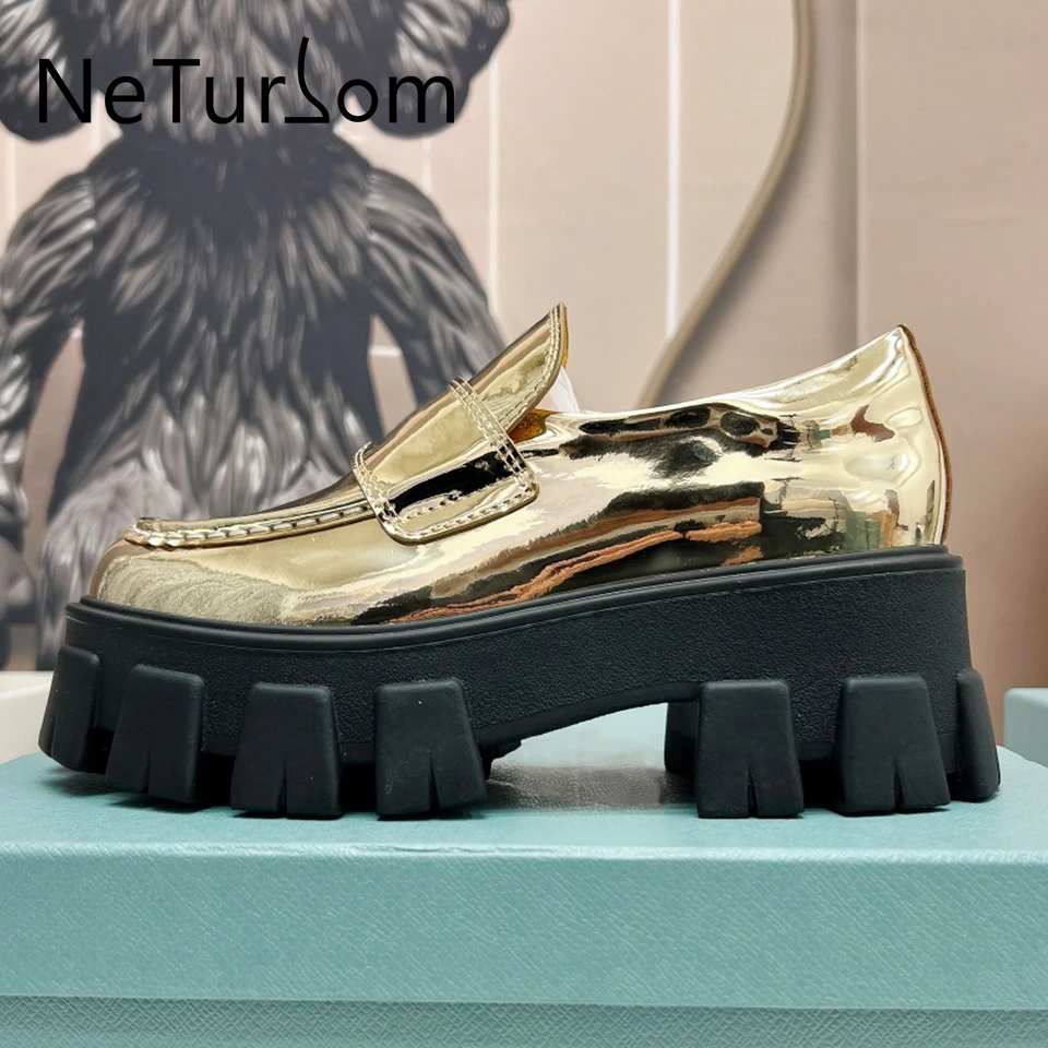 Thick Soled Women's Loafers Cow Leather British Style Retro Office Workers' Single Shoes Sewing Casual Comfortable High Heels
Thick Soled Women's Loafers Cow Leather British Style Retro Office Workers' Single Shoes Sewing Casual Comfortable High Heels