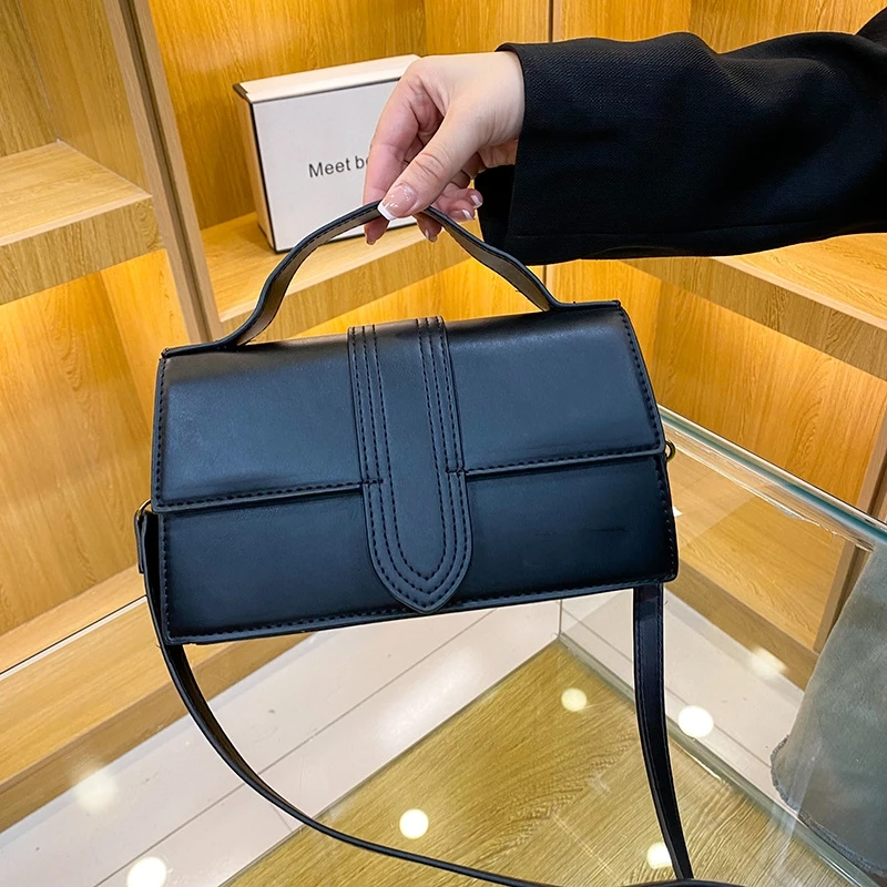 Luxury Brand Women's Fashion Portable Handbag Solid Square Leather Shoulder Bags For Women Simple Design Y2k Zadig Tote Sac
Luxury Brand Women's Fashion Portable Handbag Solid Square Leather Shoulder Bags For Women Simple Design Y2k Zadig Tote Sac