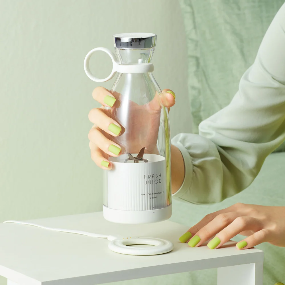 Portable Electric Juicer Blender Mini Fruit Mixers Juicers Fruit Extractors Food Milkshake Multifunction Juice Maker Machine
Portable Electric Juicer Blender Mini Fruit Mixers Juicers Fruit Extractors Food Milkshake Multifunction Juice Maker Machine