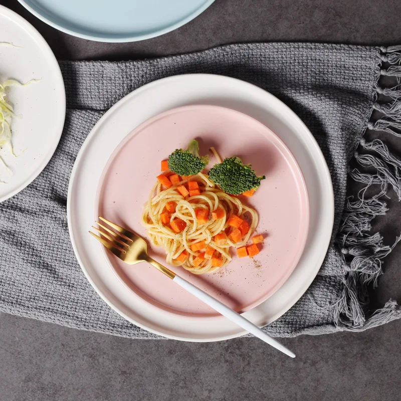 

Керамические обеденные тарелки в скандинавском стиле, плоская тарелка для говядины, посуда, круглая однотонная десертная тарелка, простая и креативная тарелка для салата