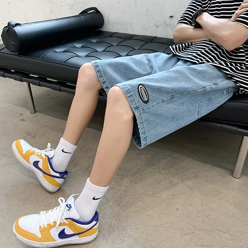Men Jean Shorts 2022 Summer Thin New Retro Blue Denim Shorts Men's Straight Loose Casual Knee Length Jean Shorts
Men Jean Shorts 2022 Summer Thin New Retro Blue Denim Shorts Men's Straight Loose Casual Knee Length Jean Shorts