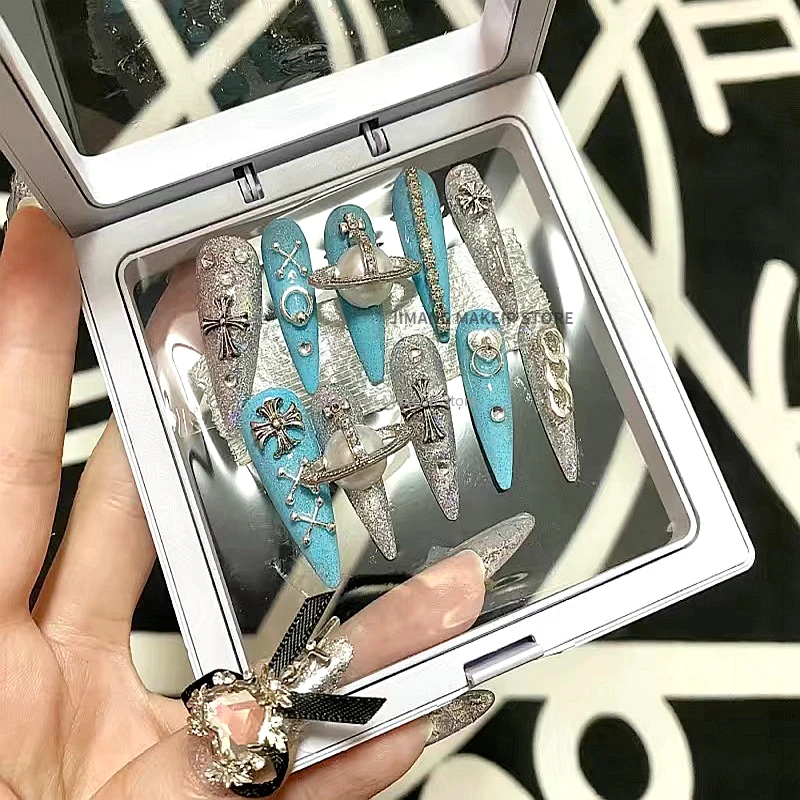 Handmade Glittery Rhinestone Y2K Press On Nails Coffin Fake Nail With Glue Detachable Reusable False Nail Tips Art DIY Manicure
Handmade Glittery Rhinestone Y2K Press On Nails Coffin Fake Nail With Glue Detachable Reusable False Nail Tips Art DIY Manicure
