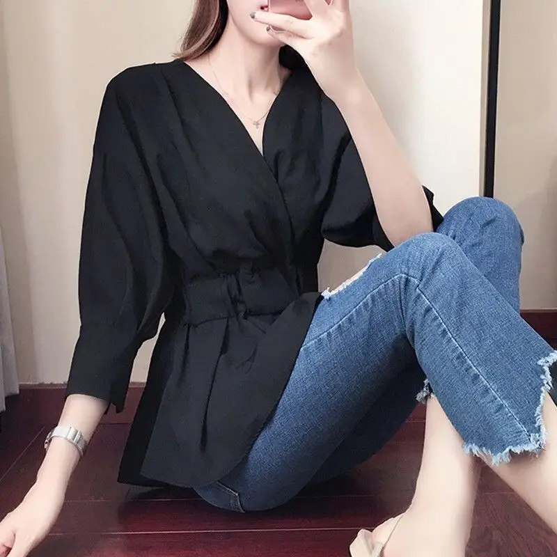 Elegant Solid Chiffon Shirts New Fashion Office Lady Pullovers Blouses 2023 Summer V-neck Tops New Commuter Women Clothing Q160
Elegant Solid Chiffon Shirts New Fashion Office Lady Pullovers Blouses 2023 Summer V-neck Tops New Commuter Women Clothing Q160