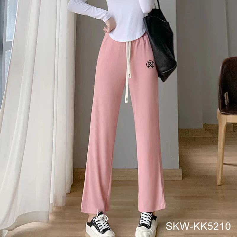 Malbon Golf 2023 Women's Summer Pleated Cool and Transparent Pleated Straight Trousers Are Versatile
Malbon Golf 2023 Women's Summer Pleated Cool and Transparent Pleated Straight Trousers Are Versatile