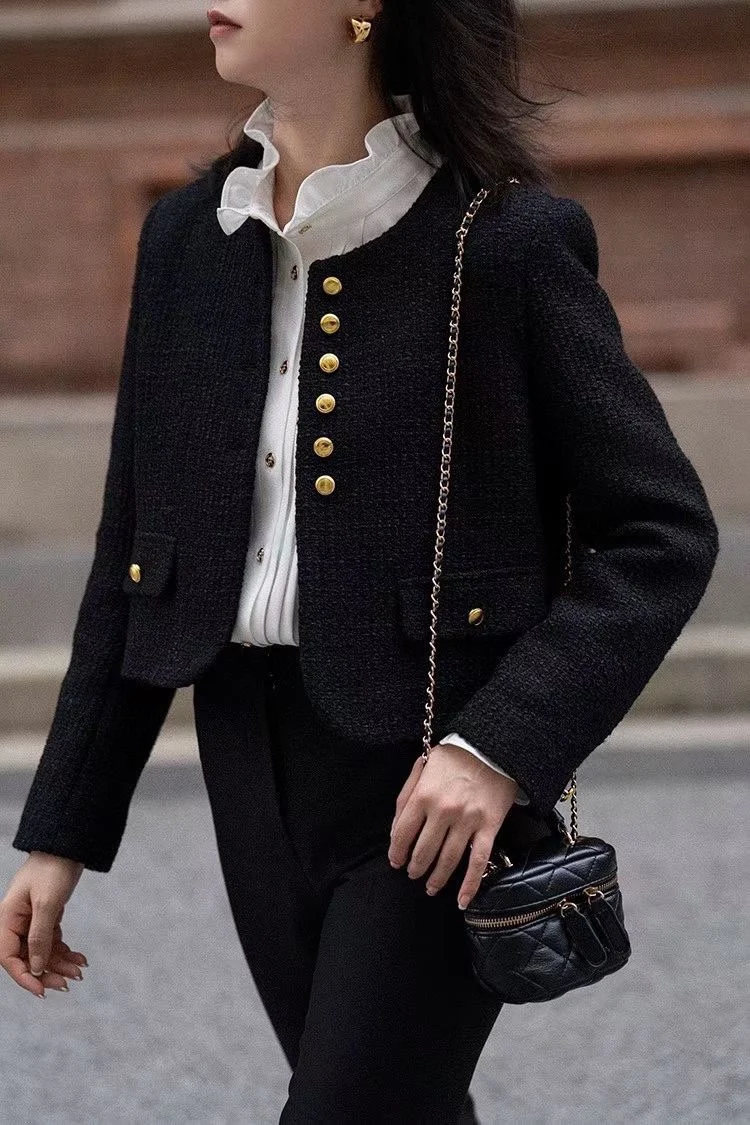 2023 осень/зима модная новинка Женская одежда короткое пальто 0905
2023 осень/зима модная новинка Женская одежда короткое пальто 0905