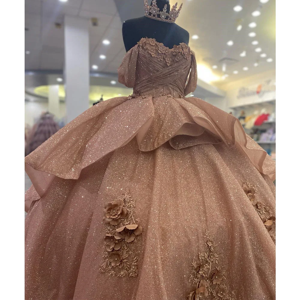 Rose Gold Quinceanera Dresses Sweetheart Ball Gown Princess Birthday Gown Lace-Up Birthday Sweet 16 vestidos de 15
Rose Gold Quinceanera Dresses Sweetheart Ball Gown Princess Birthday Gown Lace-Up Birthday Sweet 16 vestidos de 15