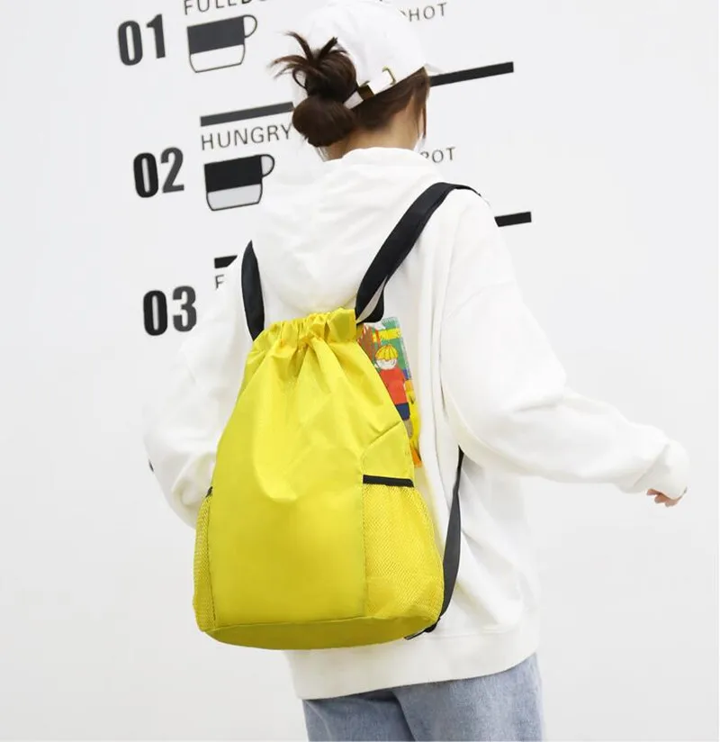 2022 hot Men's and women's backpack waterproof student backpack fitness travel outing yoga leisure large-capacity backpack 
2022 hot Men's and women's backpack waterproof student backpack fitness travel outing yoga leisure large-capacity backpack