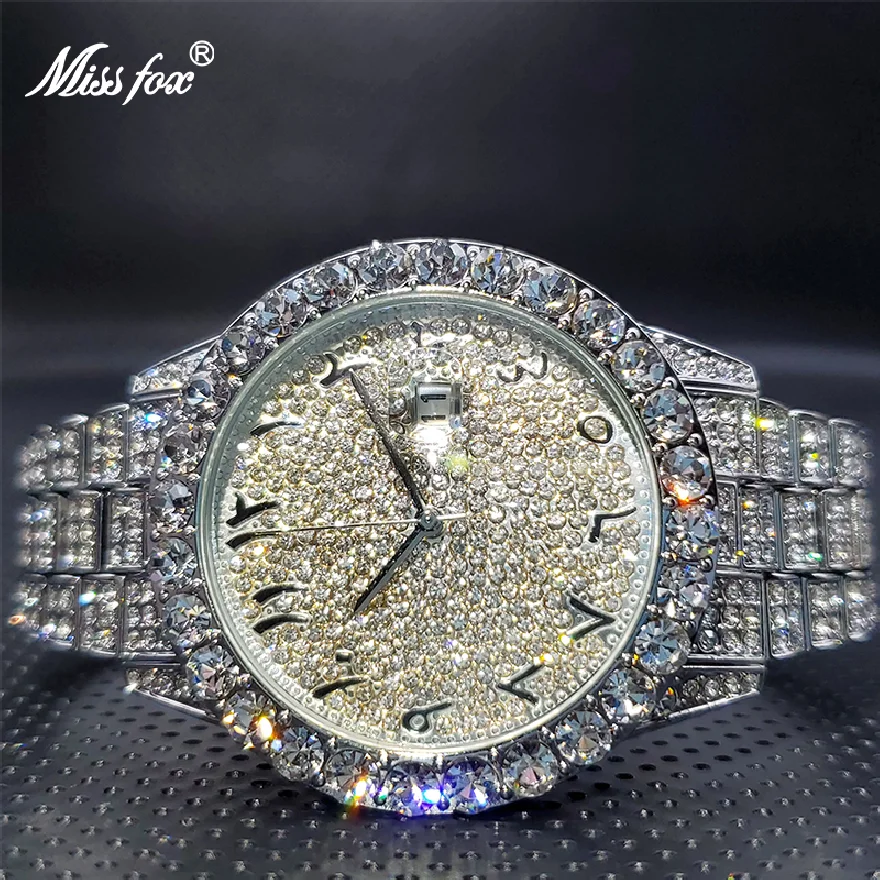 Роскошные Кварцевые часы Montre Homme в стиле Гипсофилы с арабскими цифрами и циферблатом, безель с большим муассанитом, ювелирные изделия, Прямая поставка
Роскошные Кварцевые часы Montre Homme в стиле Гипсофилы с арабскими цифрами и циферблатом, безель с большим муассанитом, ювелирные изделия, Прямая поставка