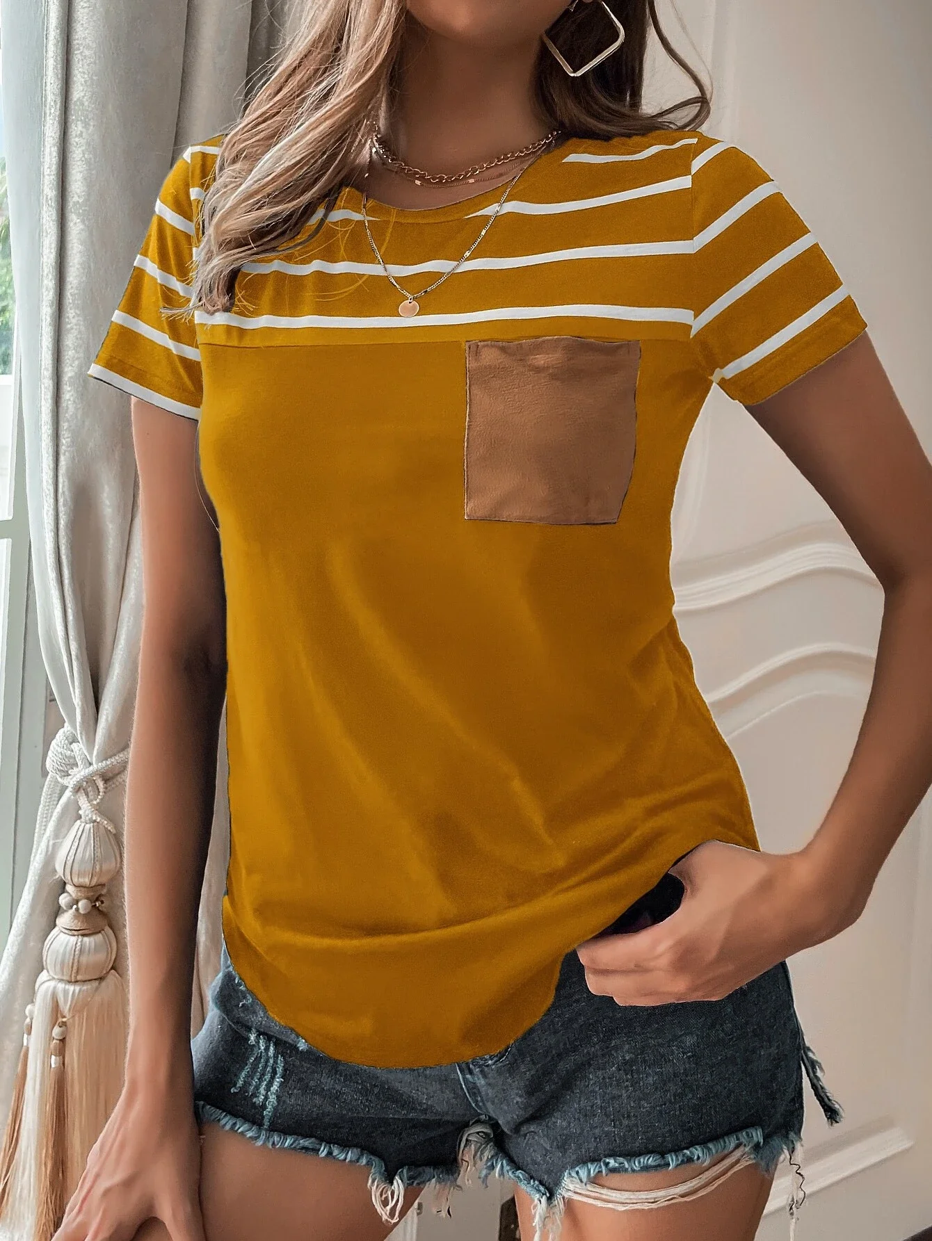 Autumn Patchwork Broken Design Mesh Crop Top For Women Sexy Punk Style Long Sleeve T-shirt Street Casual Wear Tees Female
Autumn Patchwork Broken Design Mesh Crop Top For Women Sexy Punk Style Long Sleeve T-shirt Street Casual Wear Tees Female