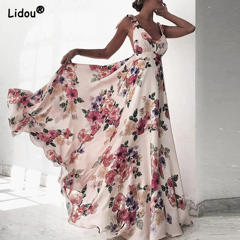 Bohemian V-neck Sexy Sleeveless Backless Floral Print Long Skirt Fashion Summer New V-neck Slim Elegant Dress Women's Clothing
Bohemian V-neck Sexy Sleeveless Backless Floral Print Long Skirt Fashion Summer New V-neck Slim Elegant Dress Women's Clothing