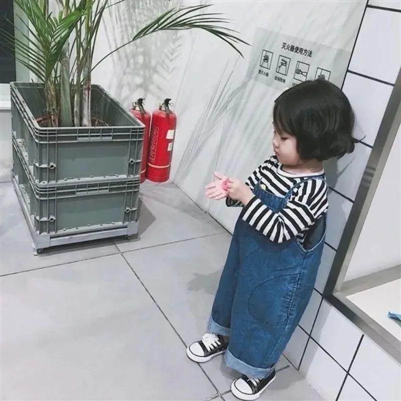 Korean Style Children Suspender Trousers Loose Kids Overalls Baby Girls Boys Long Pants Cotton Toddler Jumpsuits High Quality
Korean Style Children Suspender Trousers Loose Kids Overalls Baby Girls Boys Long Pants Cotton Toddler Jumpsuits High Quality