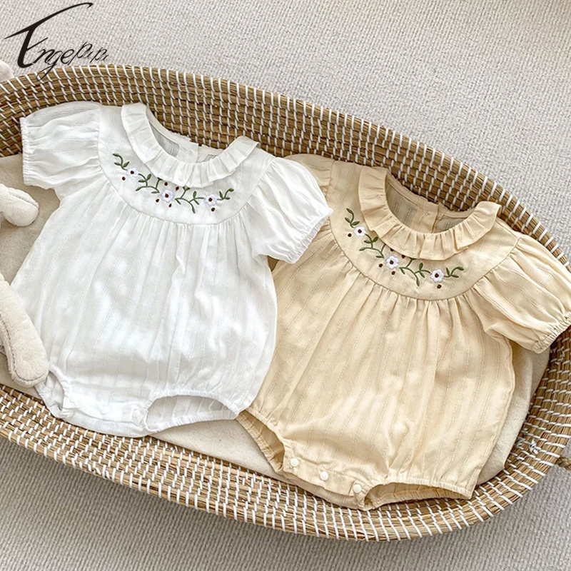 Детский хлопковый комбинезон с цветочной вышивкой, с коротким рукавом
Детский хлопковый комбинезон с цветочной вышивкой, с коротким рукавом