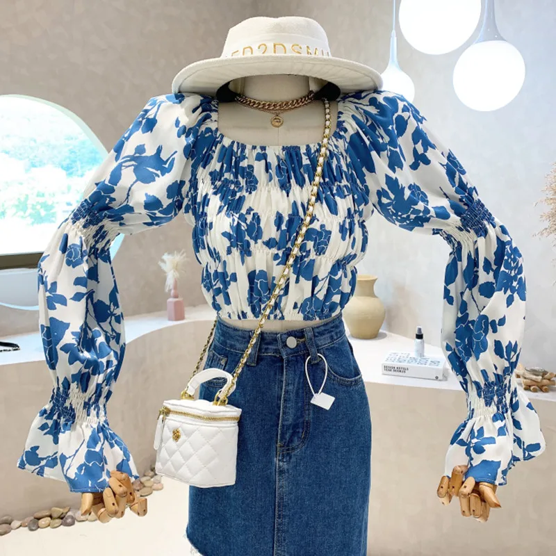 New Women's Clothing 2022 Spring Floral Shirt square neck short Puff sleeve design long sleeve Tops feminine blouses
New Women's Clothing 2022 Spring Floral Shirt square neck short Puff sleeve design long sleeve Tops feminine blouses