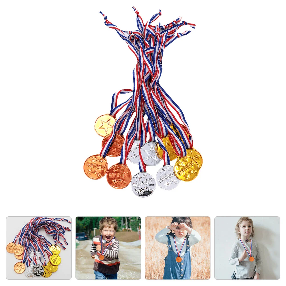 18 Pcs Medal Toy Kids Children Soccer Supplies Party Football Sports Plastic Student
18 Pcs Medal Toy Kids Children Soccer Supplies Party Football Sports Plastic Student