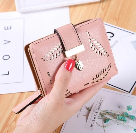 Cartoon Short Wallets Women Zipper Girl Mini Portable Coin Money Cards Purses Korean Ins Kawaii Wallet All-match PU Leather Bag
Cartoon Short Wallets Women Zipper Girl Mini Portable Coin Money Cards Purses Korean Ins Kawaii Wallet All-match PU Leather Bag