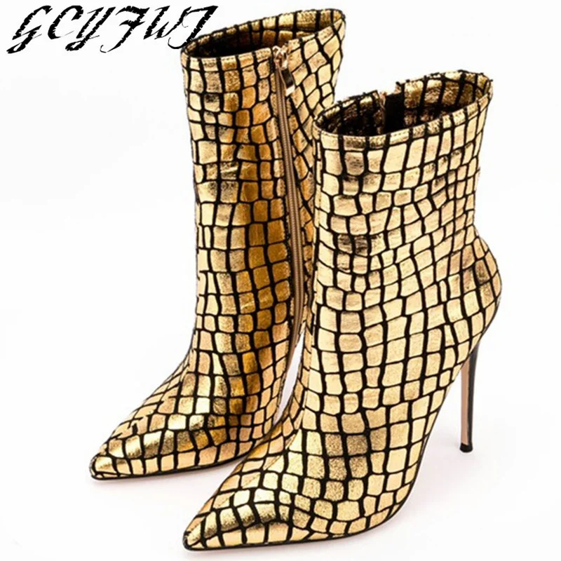 2023 New Women's Ankle Boots 12cm Thin Heels Metal Stone Pattern Fashion Booties Women Boots Pointed Toe Zip Retro Female Shoes
2023 New Women's Ankle Boots 12cm Thin Heels Metal Stone Pattern Fashion Booties Women Boots Pointed Toe Zip Retro Female Shoes