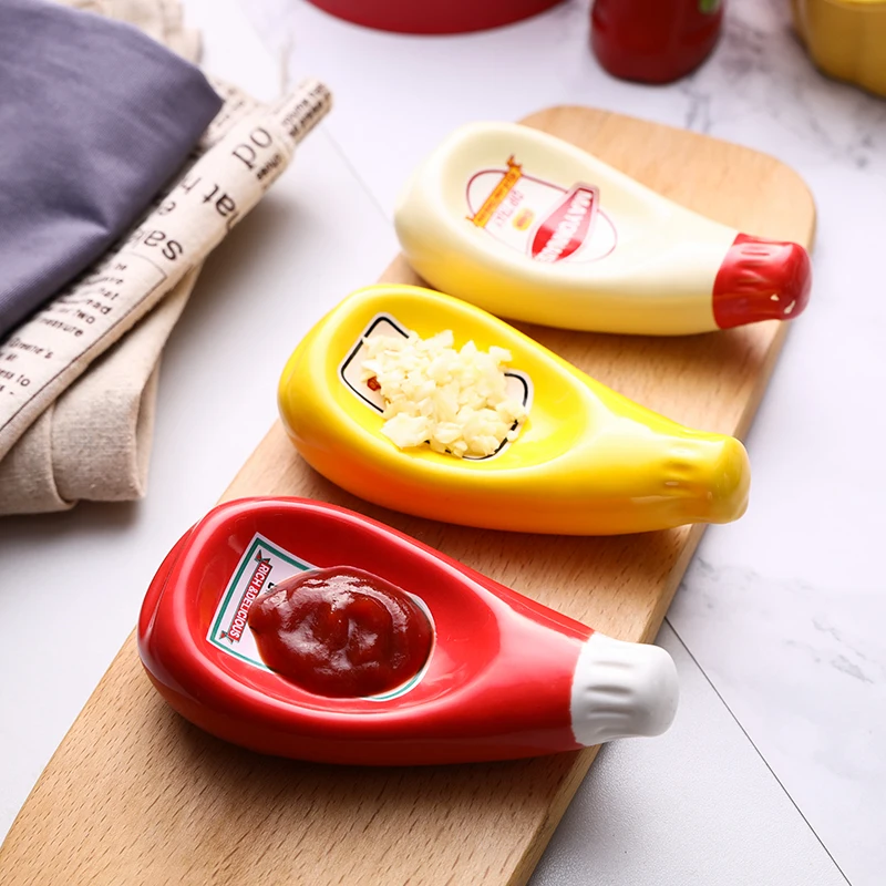 

1PC Plate Saucer Ceramic Extruded Tomato Sauce Bottle Shape Soy Sauce Dish Mustard Dish Creative Dish Plate Dinner Plates