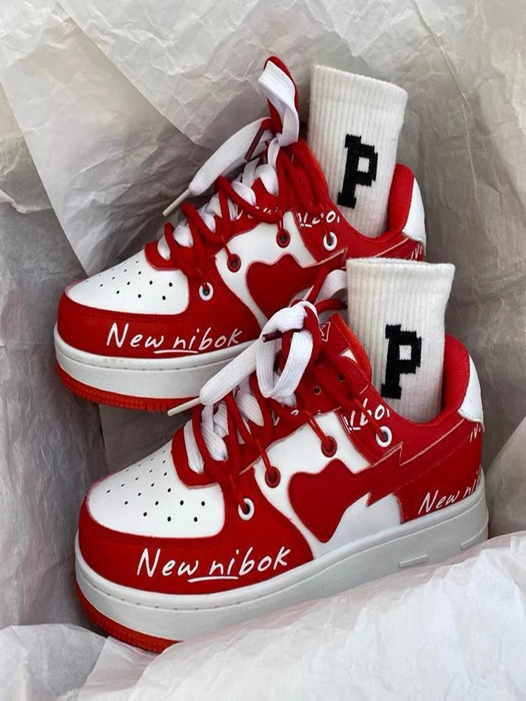 Woman Brand Sneakers Fashion Lace-Up Female Vulcanize Shoes Heart-Shape Couple Sports Causal Shoes Running Spring Autumn
Woman Brand Sneakers Fashion Lace-Up Female Vulcanize Shoes Heart-Shape Couple Sports Causal Shoes Running Spring Autumn