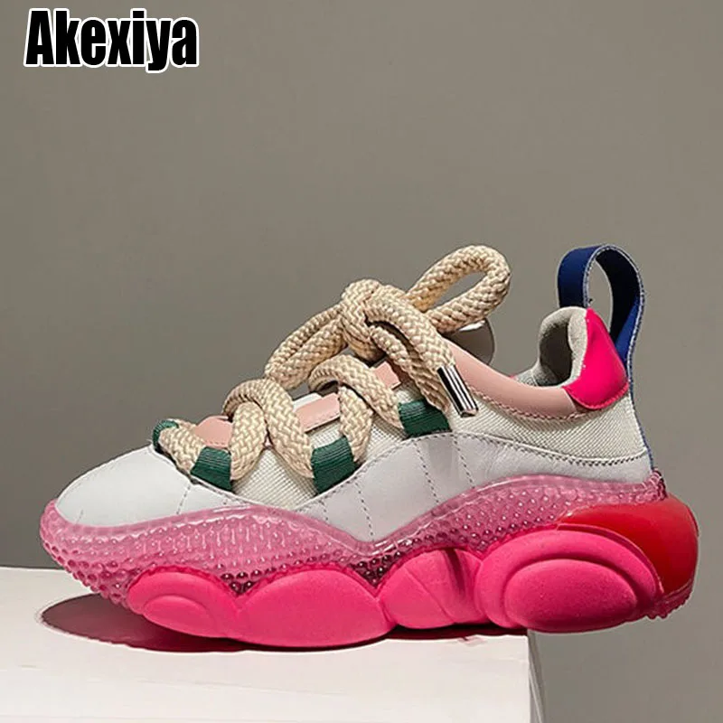 Женские кроссовки на толстой подошве, белые кроссовки на толстой подошве, Спортивная повседневная обувь, модель BC5643 на весну 2023 
Женские кроссовки на толстой подошве, белые кроссовки на толстой подошве, Спортивная повседневная обувь, модель BC5643 на весну 2023