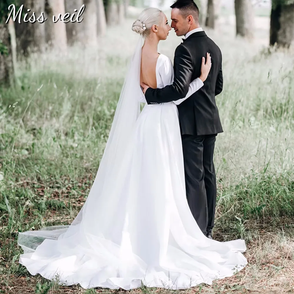 Miss veil Long Sleeve Wedding Dresses For Women Simple O-Neck Bridal Gown Backless A-Line Zipper Court Train Vestidos De Noiva
Miss veil Long Sleeve Wedding Dresses For Women Simple O-Neck Bridal Gown Backless A-Line Zipper Court Train Vestidos De Noiva