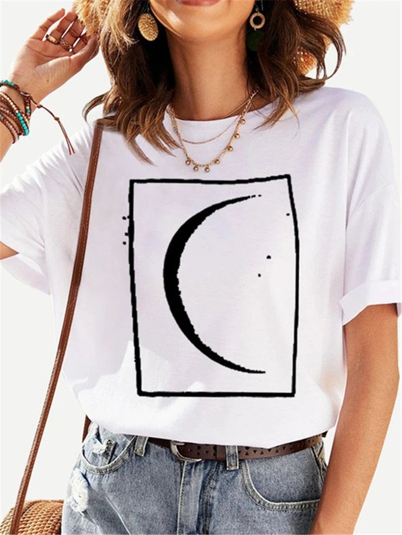 FIXSYS Moon Graphic Printed Women's Casual Tops Street Personality Women's Round Neck T-Shirts White Short Sleeves Tops Tee
FIXSYS Moon Graphic Printed Women's Casual Tops Street Personality Women's Round Neck T-Shirts White Short Sleeves Tops Tee