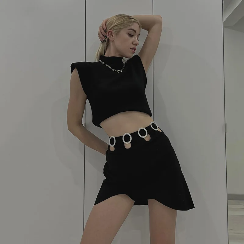 Fashion Diamond Cut Out Mini Skirts Women High Waist Irregular Sexy Black Party Club Short Skirts Female Outfits Streetwear Y2k
Fashion Diamond Cut Out Mini Skirts Women High Waist Irregular Sexy Black Party Club Short Skirts Female Outfits Streetwear Y2k