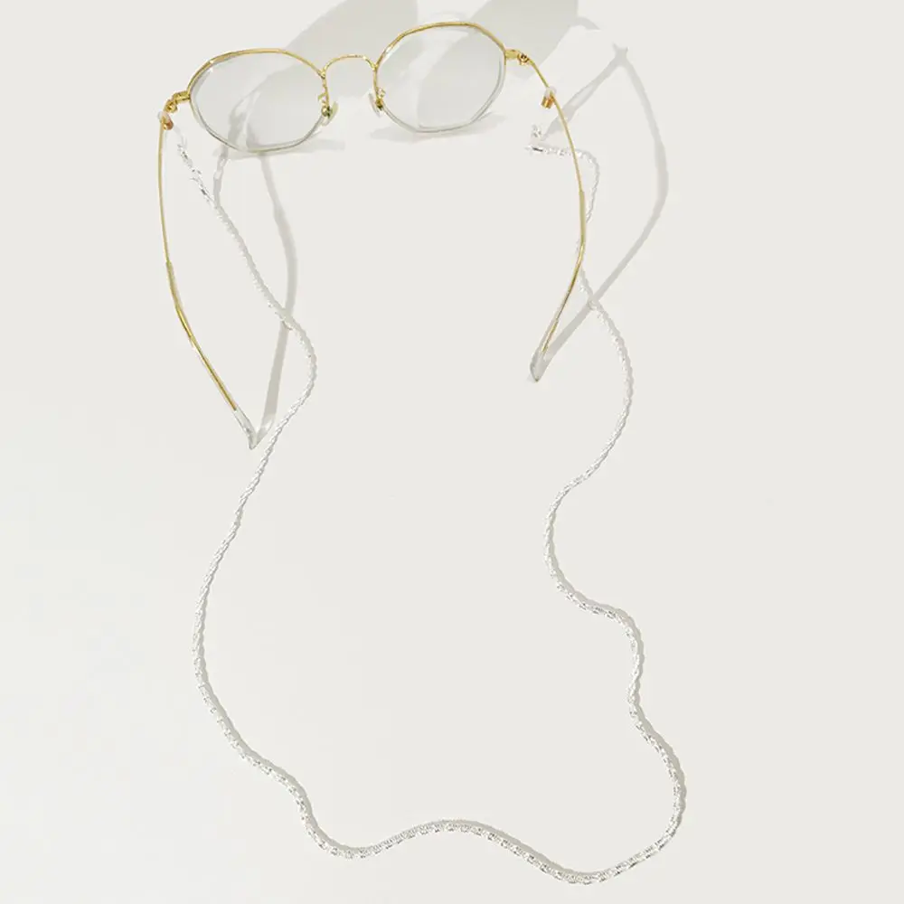 Minimalist Female Alloy Luxurious Starlight Mask Cord Holders Eyeglass Chain Sunglasses Lanyards Sparkling Mask Chains
Minimalist Female Alloy Luxurious Starlight Mask Cord Holders Eyeglass Chain Sunglasses Lanyards Sparkling Mask Chains