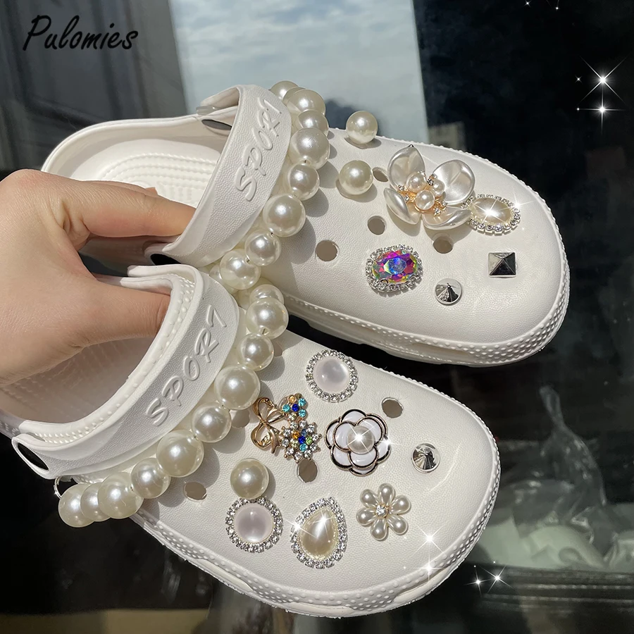 Exclusive Customization Women Clog Shoes And Charms Rhinestones Jewelry Garden Shoes Sandals Flip Flops Female Slippers 36-44
Exclusive Customization Women Clog Shoes And Charms Rhinestones Jewelry Garden Shoes Sandals Flip Flops Female Slippers 36-44