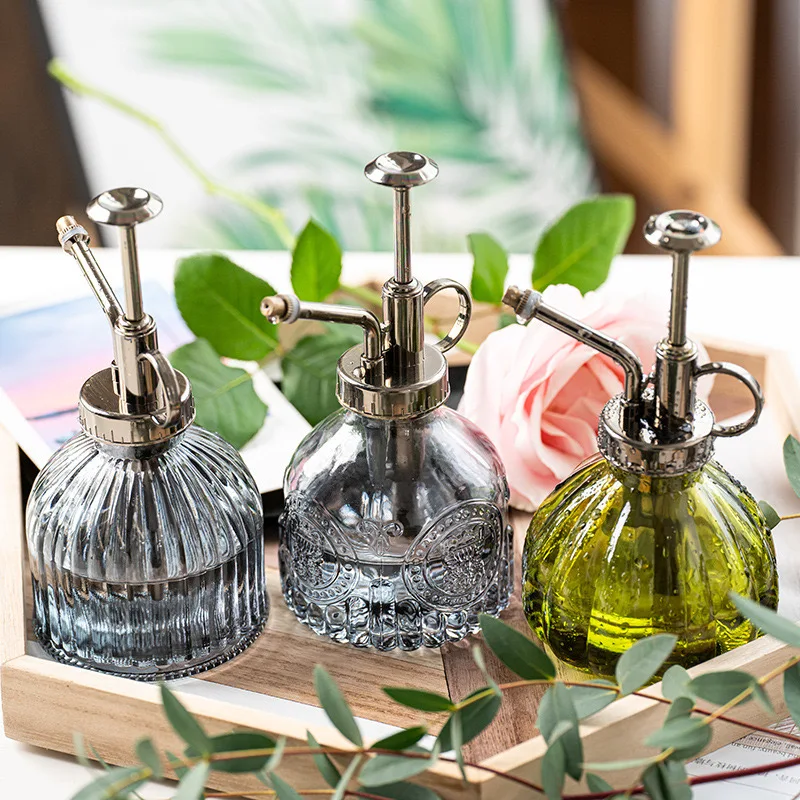 European Vintage Pumpkin Glass Sprinkler Pneumatic Flower Waterer Potted Plants Watering Can Spray Bottle Garden Planting Tool
European Vintage Pumpkin Glass Sprinkler Pneumatic Flower Waterer Potted Plants Watering Can Spray Bottle Garden Planting Tool