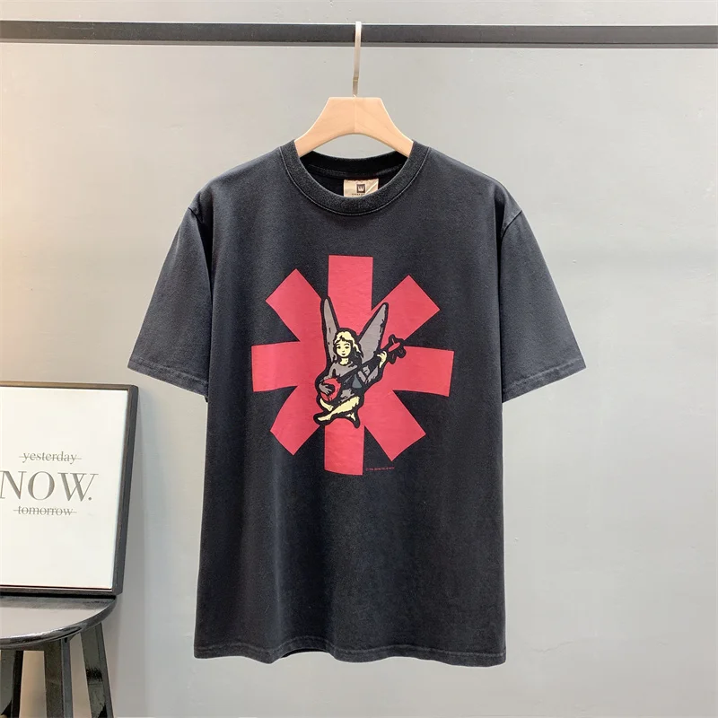 Summer classic top short sleeve men's red pepper band 1996 concert chest guitar girl back note pattern short sleeve T-shirt
Summer classic top short sleeve men's red pepper band 1996 concert chest guitar girl back note pattern short sleeve T-shirt