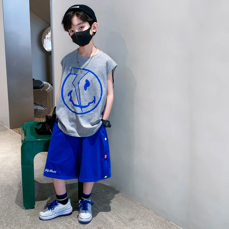 Boys summer suit 2022 new thin children boys summer clothes handsome fashionable short sleeved shorts summer clothes T-shirt
Boys summer suit 2022 new thin children boys summer clothes handsome fashionable short sleeved shorts summer clothes T-shirt