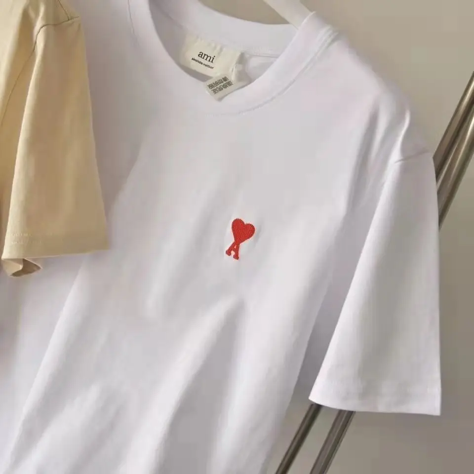 2022 Summer Women's Solid Color Embroidery T-shirt Peach Heart Casual Loose Women Top Female O Neck Love Letter Tees White Tops
2022 Summer Women's Solid Color Embroidery T-shirt Peach Heart Casual Loose Women Top Female O Neck Love Letter Tees White Tops