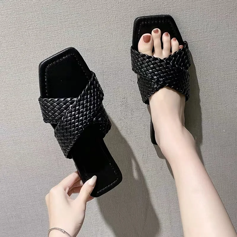 Fashion Square Toe Slippers Women Flat Casual Slides Brand Woven Flip Flops Beach Sandal Shoes Women Summer Footwear Comfortable
Fashion Square Toe Slippers Women Flat Casual Slides Brand Woven Flip Flops Beach Sandal Shoes Women Summer Footwear Comfortable