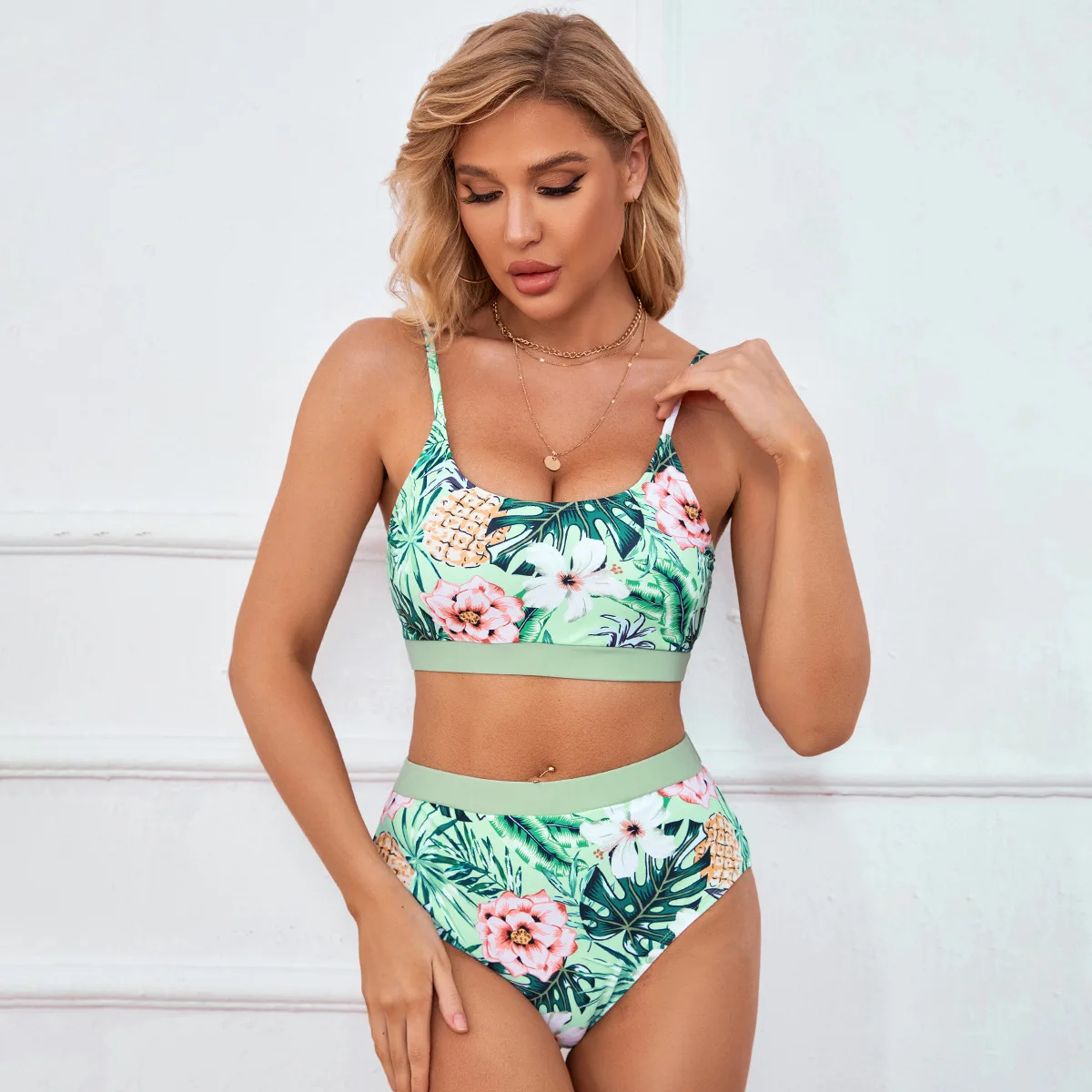 Women's Floral Printing Sexy Bikinis Halter Brazilian Female Green Swimsuit New Triangle Swimwear, Beach Wear, Bathing Suit 2023
Women's Floral Printing Sexy Bikinis Halter Brazilian Female Green Swimsuit New Triangle Swimwear, Beach Wear, Bathing Suit 2023