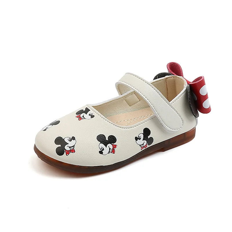 Disney children's shoes spring and autumn new casual shoes cartoon princess toddler shoes Mickey bow little girl leather shoes
Disney children's shoes spring and autumn new casual shoes cartoon princess toddler shoes Mickey bow little girl leather shoes