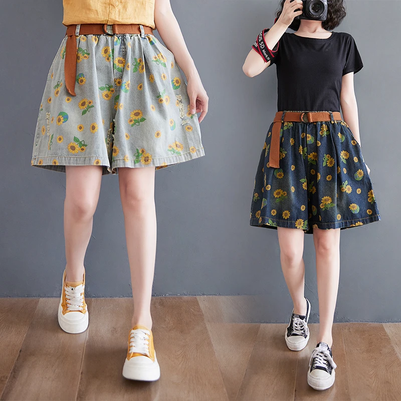 Real Shot Spot 2021 Summer Artistic Girl's Printed Denim Wide Leg Shorts Casual Beach Denim Skirt New Women Jeans Women Jeans
Real Shot Spot 2021 Summer Artistic Girl's Printed Denim Wide Leg Shorts Casual Beach Denim Skirt New Women Jeans Women Jeans