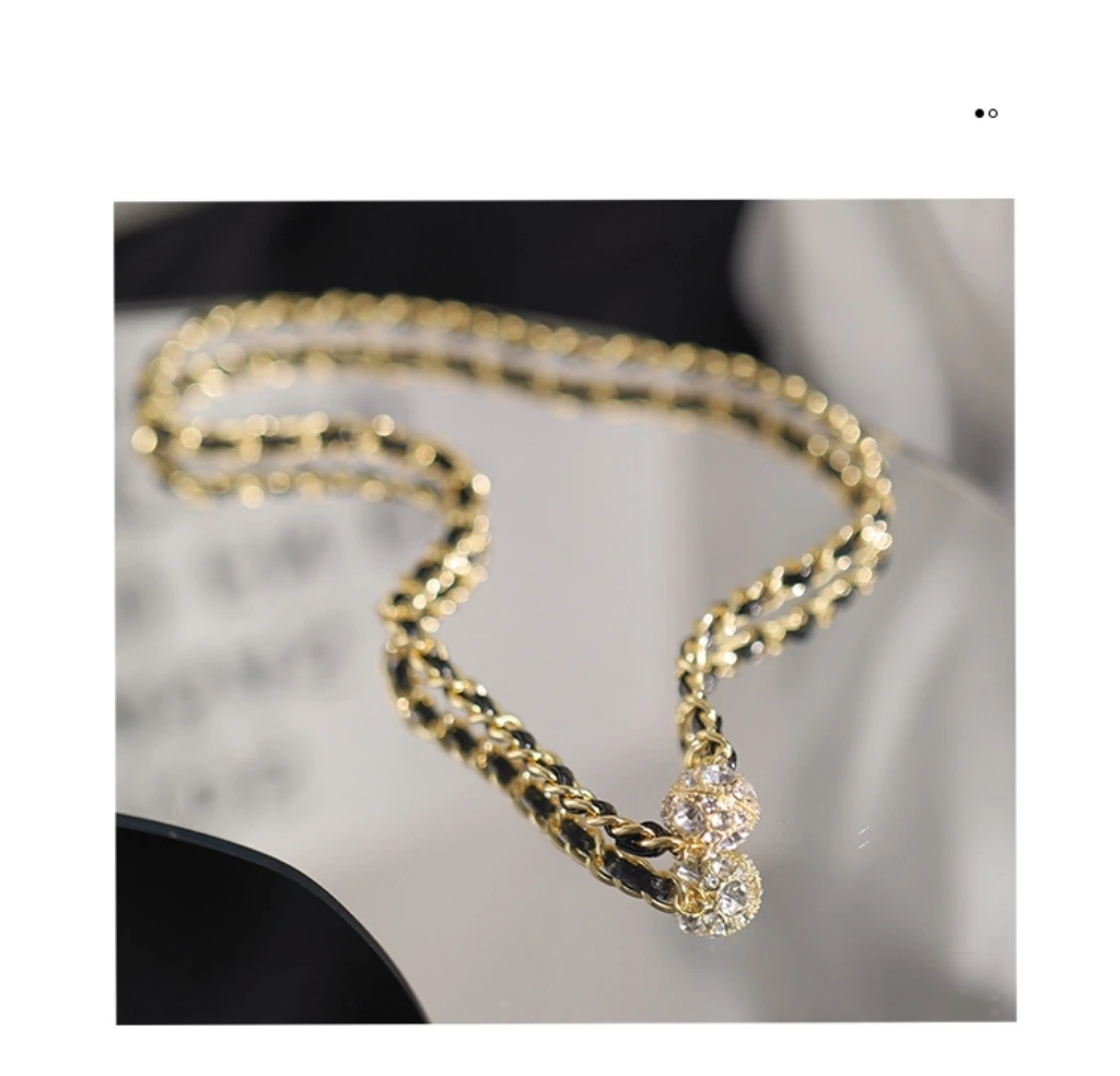 2023 New Leather Chain Magnetic Chocker Necklaces Zirconia Pendant for Female Party Jewelry Accessories
2023 New Leather Chain Magnetic Chocker Necklaces Zirconia Pendant for Female Party Jewelry Accessories