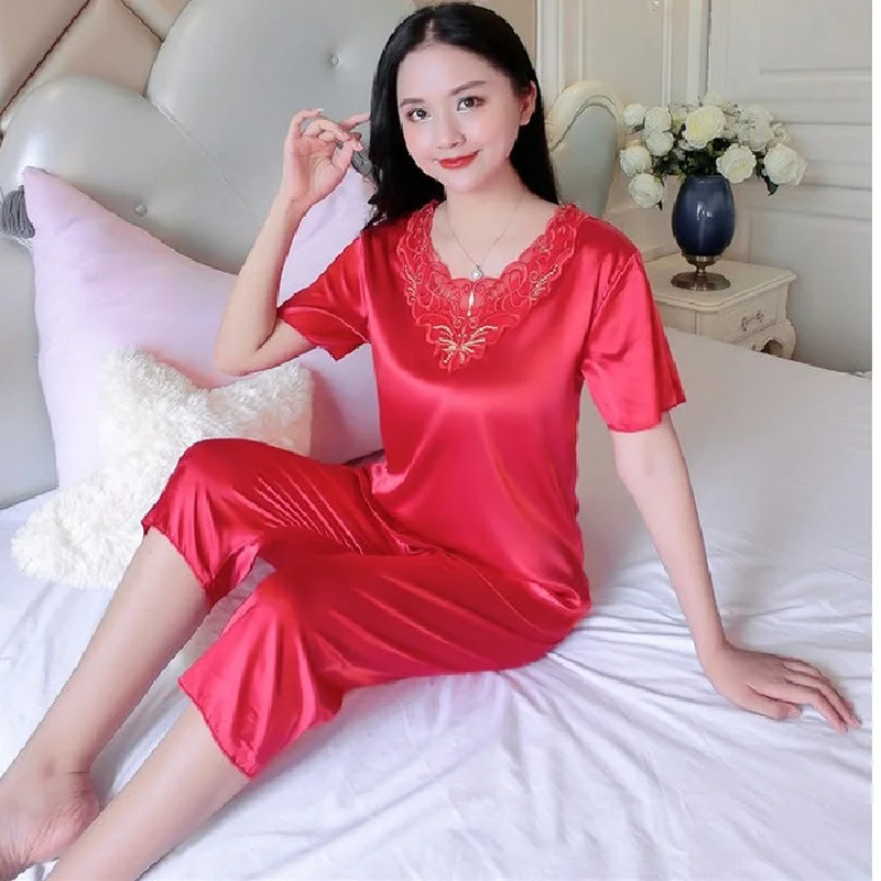 Women's Pajamas Summer Short Sleeve Ice Silk Satin Women's Pajamas Plus Size Loungewear Pajama Set Women Silk Sleepwear Set
Women's Pajamas Summer Short Sleeve Ice Silk Satin Women's Pajamas Plus Size Loungewear Pajama Set Women Silk Sleepwear Set