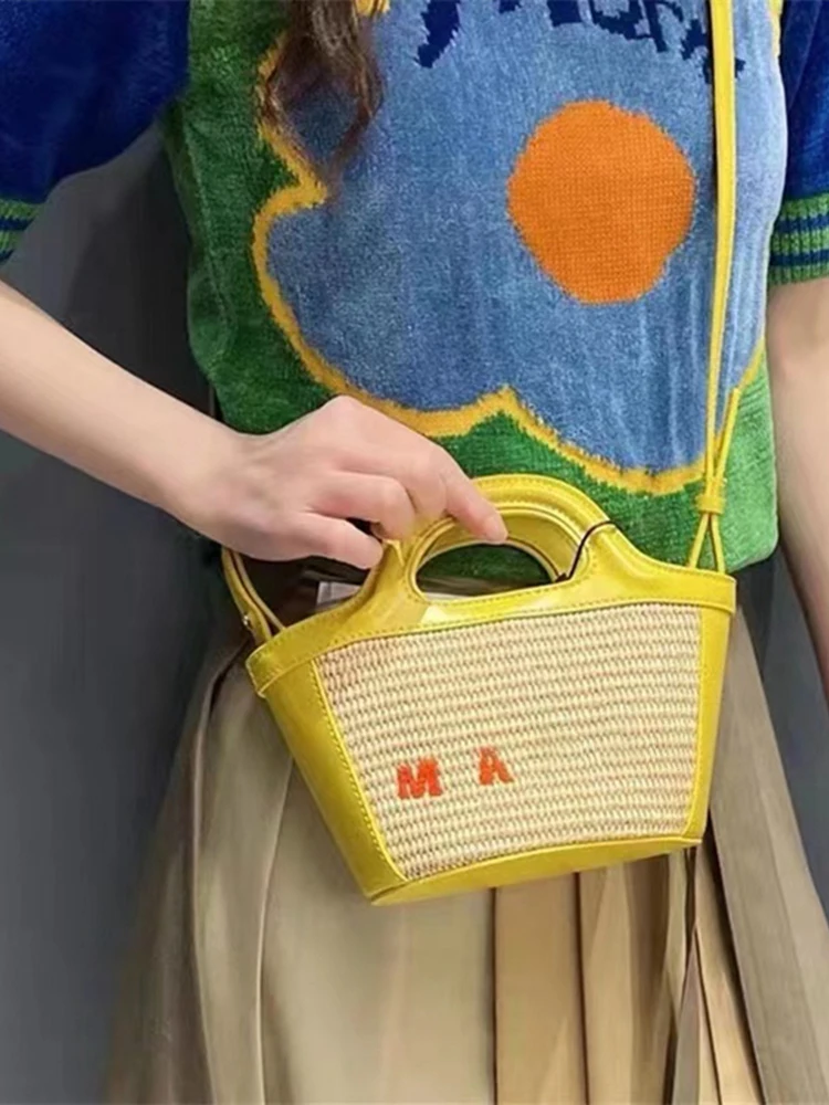Women Bag 2022 New mar* Simple Casual Raffia Straw Cabbage Basket Portable Fashion Shoulder Messenger Bag
Women Bag 2022 New mar* Simple Casual Raffia Straw Cabbage Basket Portable Fashion Shoulder Messenger Bag