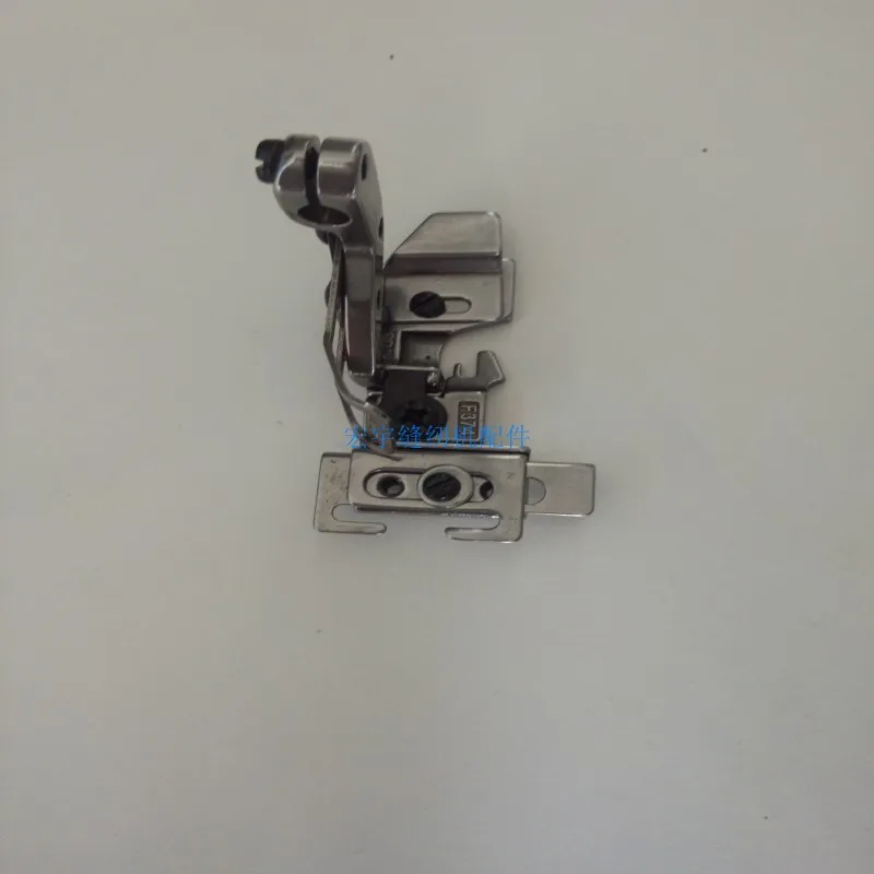 Jack 798D-4 Overlock Sewing Machine Overlock Machine On Elastic Tape Pull Tape P103 Presser Foot
Jack 798D-4 Overlock Sewing Machine Overlock Machine On Elastic Tape Pull Tape P103 Presser Foot