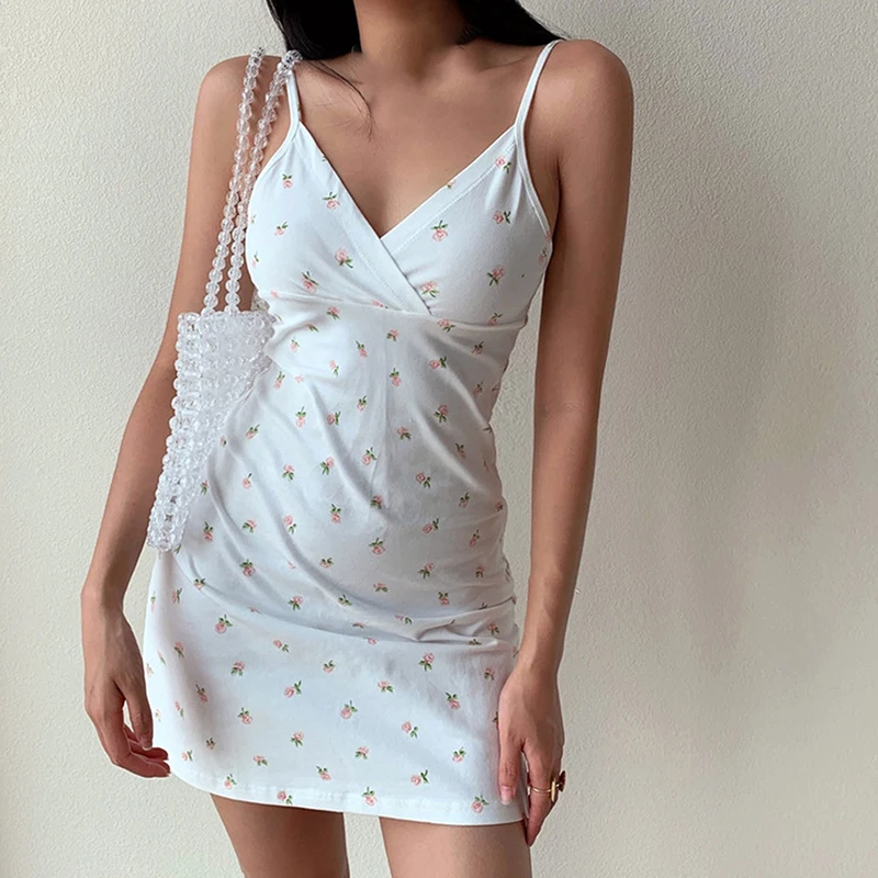 Vintage Floral Cross Dress Female Slim Sleeveless V-Neck Summer Sexy Dress Cute Backless Patry Mini Dresses Woman Clothes
Vintage Floral Cross Dress Female Slim Sleeveless V-Neck Summer Sexy Dress Cute Backless Patry Mini Dresses Woman Clothes