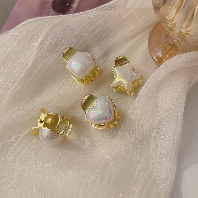 Fashion Hair Clips Glossy Pearl Clip Sweet Temperament Hair Claws Clip Light Luxury Hair Accessories Headwear Girl Hairpin
Fashion Hair Clips Glossy Pearl Clip Sweet Temperament Hair Claws Clip Light Luxury Hair Accessories Headwear Girl Hairpin