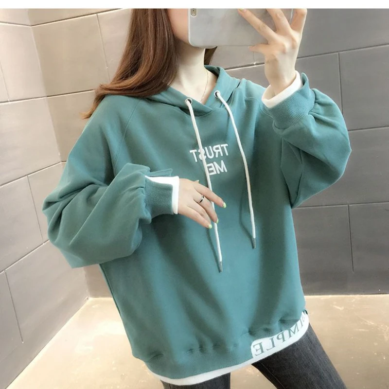 Fashion Fake Two Embroidered Hooded Sweater Women's Thicken 2022 Autumn Winter Short Top Korean Splice Casual Long Sleeve Coat
Fashion Fake Two Embroidered Hooded Sweater Women's Thicken 2022 Autumn Winter Short Top Korean Splice Casual Long Sleeve Coat