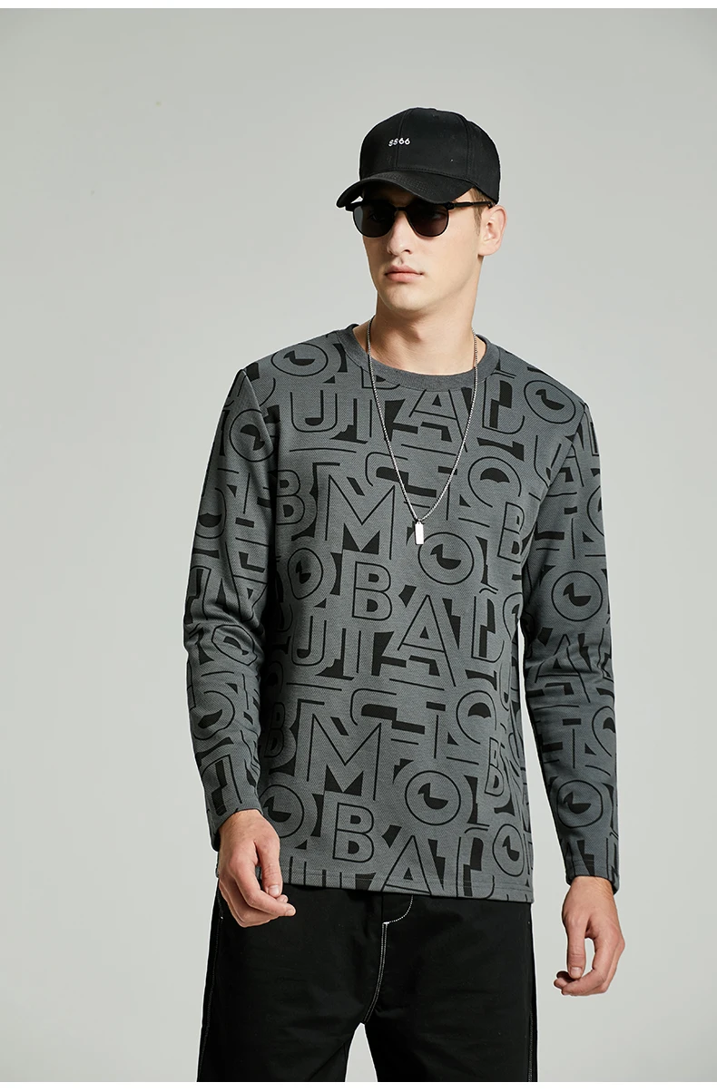 1662 2022 Autumn men's street hip -hop collar letter full printed long -sleeved T-shirt
1662 2022 Autumn men's street hip -hop collar letter full printed long -sleeved T-shirt