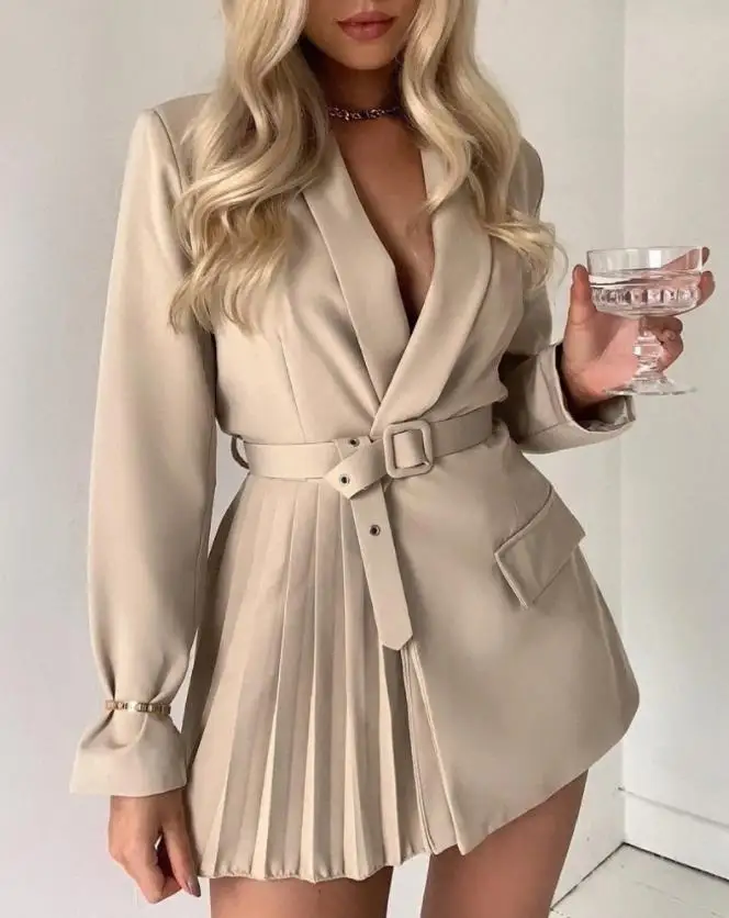 Elegant Blazer Women Autumn 2022 Long Sleeve Pleated Detail Plain Fashion Shawl Collar Work Blazer with Belt
Elegant Blazer Women Autumn 2022 Long Sleeve Pleated Detail Plain Fashion Shawl Collar Work Blazer with Belt