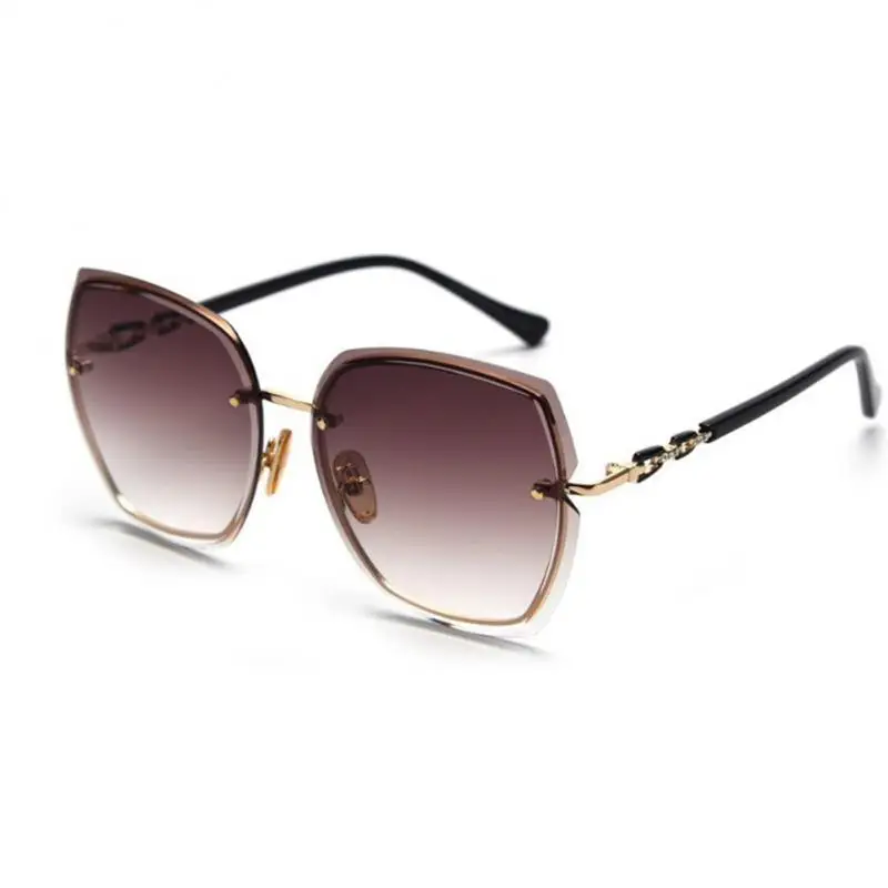 Newest Rimless Rhinestone Sunglasses Luxury Brand Design Women Men Fashion Gradient Lens Sun Glasses Shades For Female
Newest Rimless Rhinestone Sunglasses Luxury Brand Design Women Men Fashion Gradient Lens Sun Glasses Shades For Female