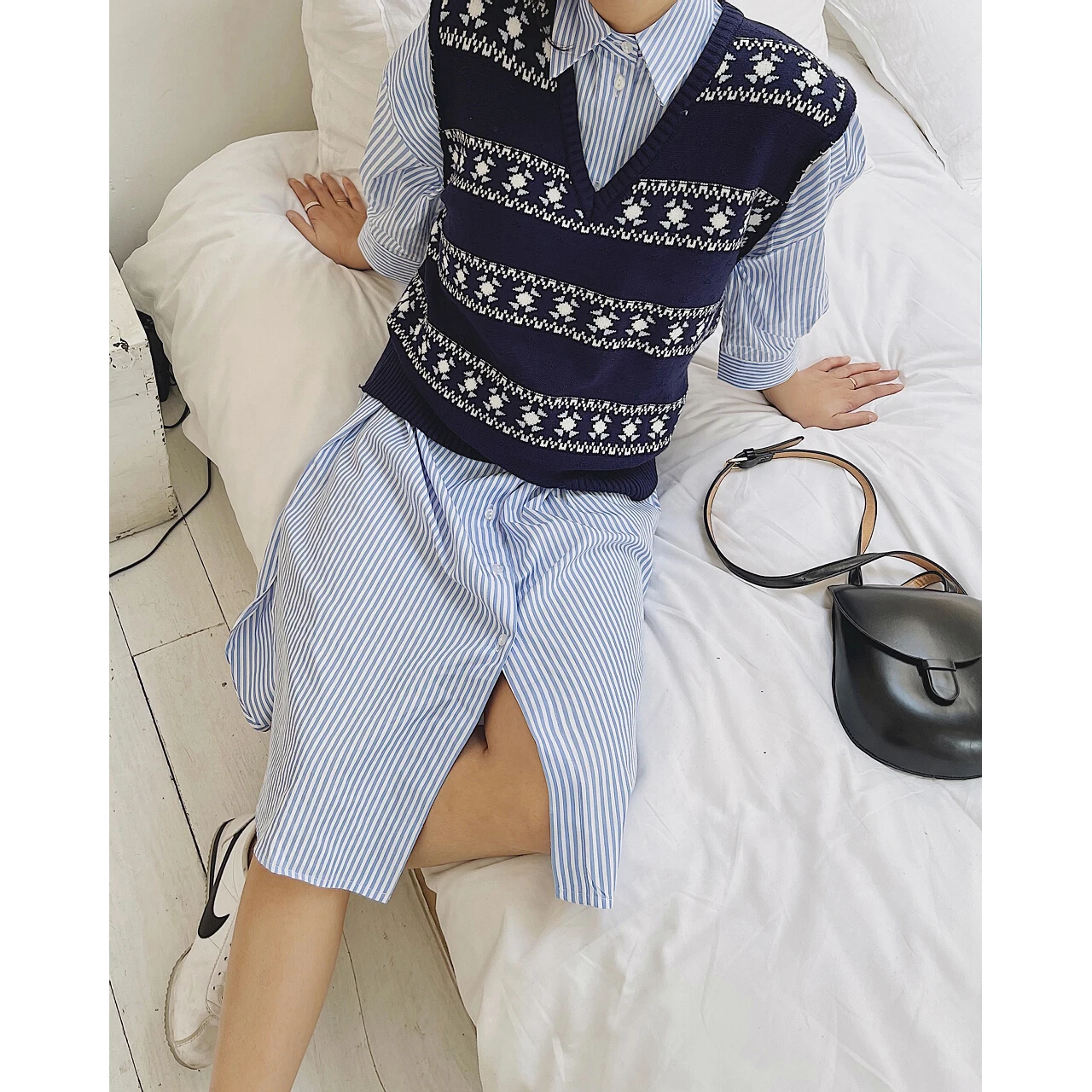 2022 Women Plaid Sweater Vest Top Y2k Clothes Warm Pullover Cardigan Sleeveless Jacket Coats Vintage Korean Fashion Oem Knitted
2022 Women Plaid Sweater Vest Top Y2k Clothes Warm Pullover Cardigan Sleeveless Jacket Coats Vintage Korean Fashion Oem Knitted