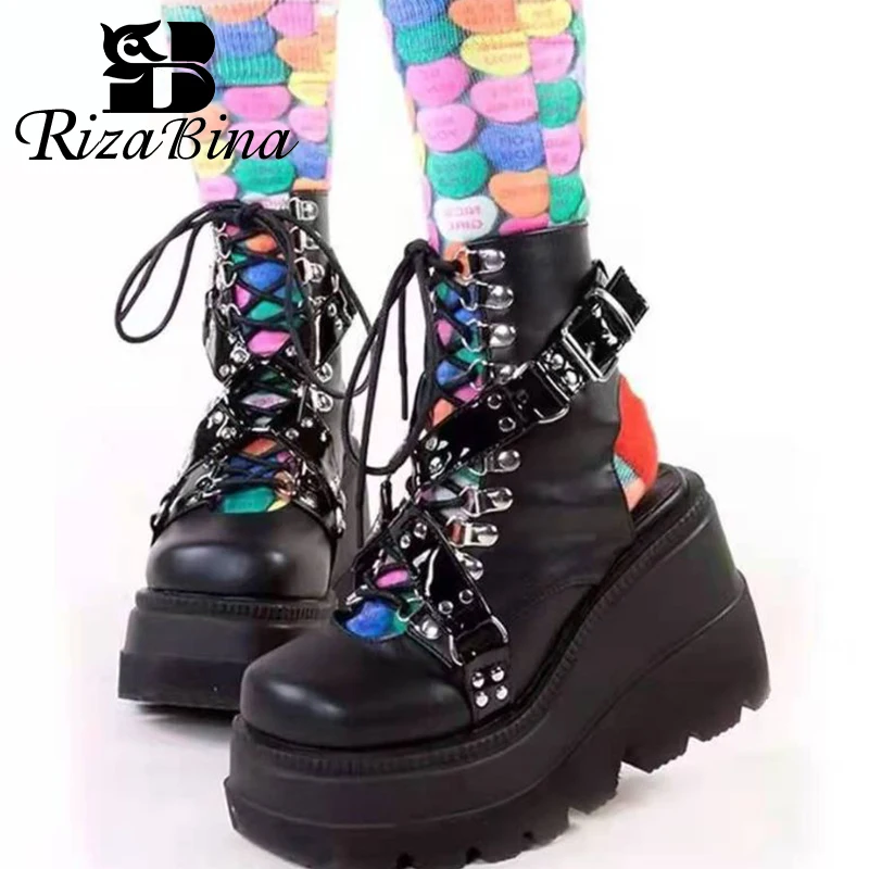 RIZABINA Size 35-43 New Women Summer Boots High Platform Rivets Cool Ladies Shoes Street Chunky Hot Short Boots Club Footwear
RIZABINA Size 35-43 New Women Summer Boots High Platform Rivets Cool Ladies Shoes Street Chunky Hot Short Boots Club Footwear